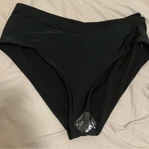 SHEIN Black High-Waist Bikini Briefs